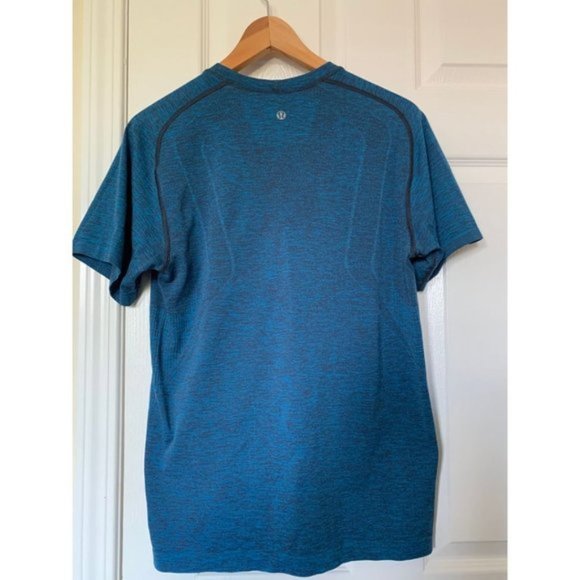 Mens Lululemon Active T - Picture 2 of 3